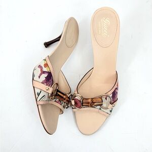 Gucci Vintage Mystic white Bamboo Horsebit Floral Canvas Heeled Mules US 7